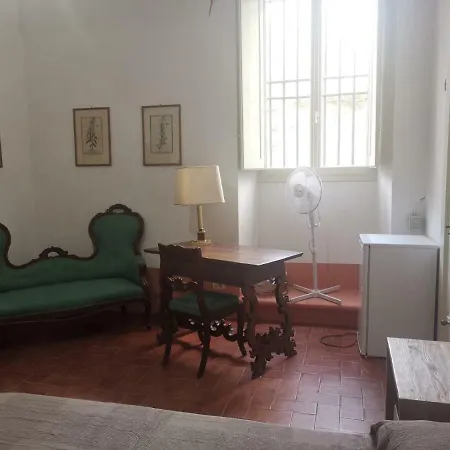 Tripolino, Piccolo Studio In Santa Croce פירנצה